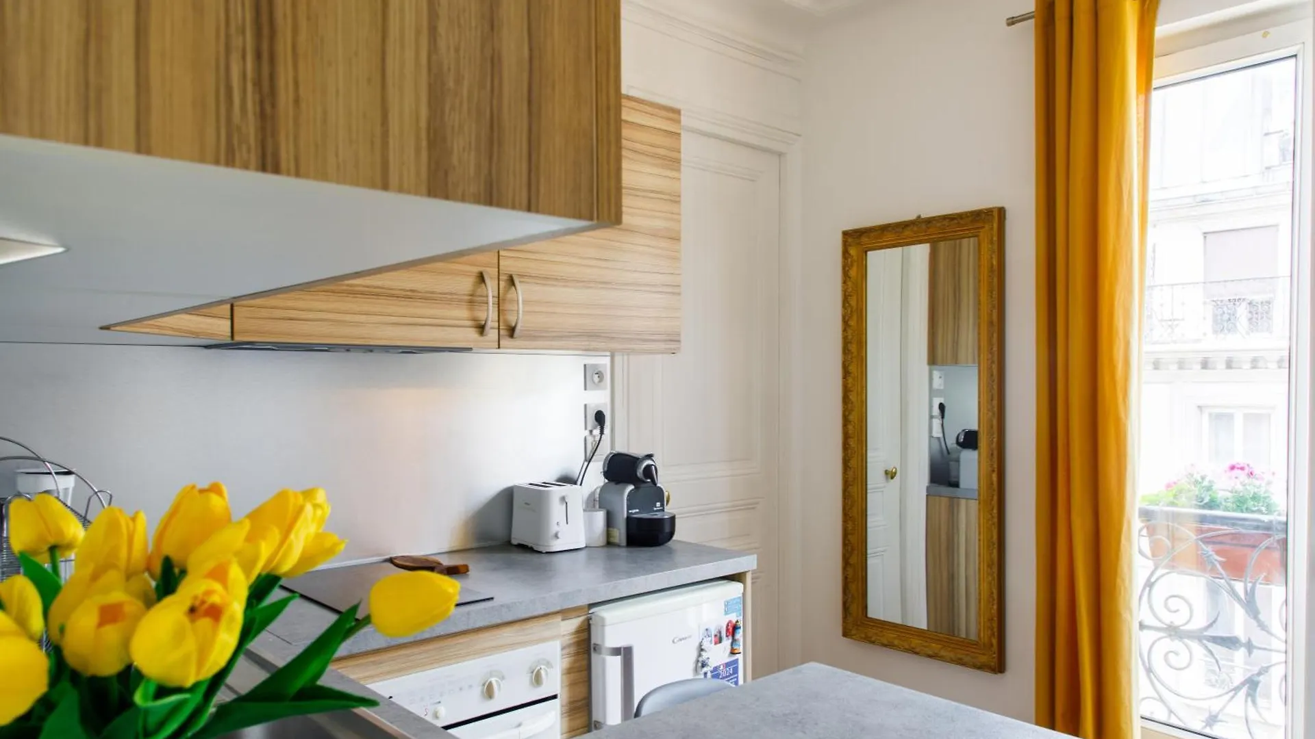 Radiant 1Bd Apart In Clignancourt Париж 0*,  Франция